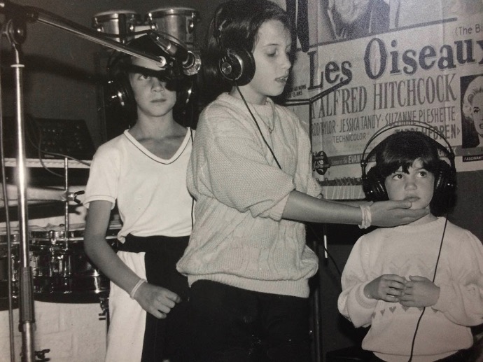 Marc Pinget avec ses chanteuses et chanteur Marc Pinget avec ses chanteuses et chanteur